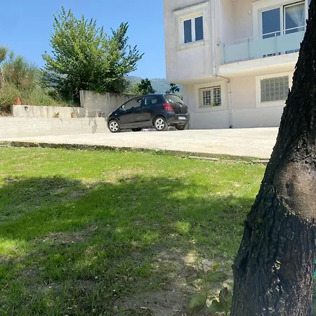 アパート Bakalli Vlorë