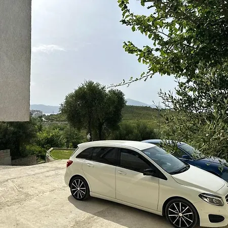 Apartment Bakalli *